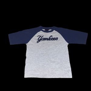 MightyMac Sports Yankees Baseball Tee